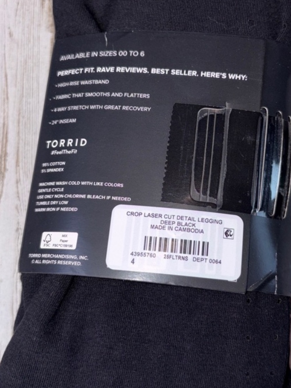 torrid Black Crop Leggings with Laser-Cut Detail Plus Size 4X - Picture 8 of 8